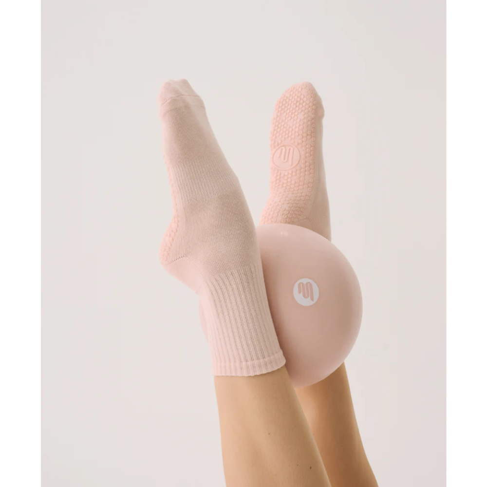 MoveActive Crew Non Slip Grip Socks – Soft Pink