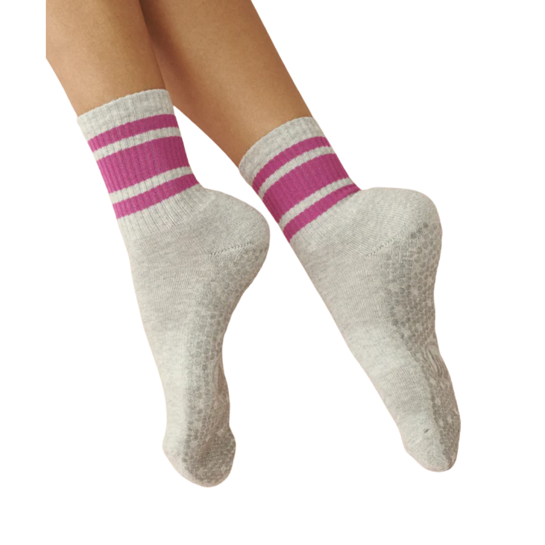 MoveActive Crew Non Slip Grip Socks – Marle Fuchsia Stripe