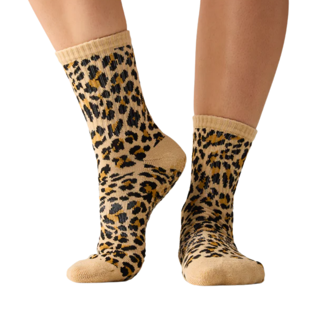 Move Active Crew Non Slip Grip Socks - Safari Spots