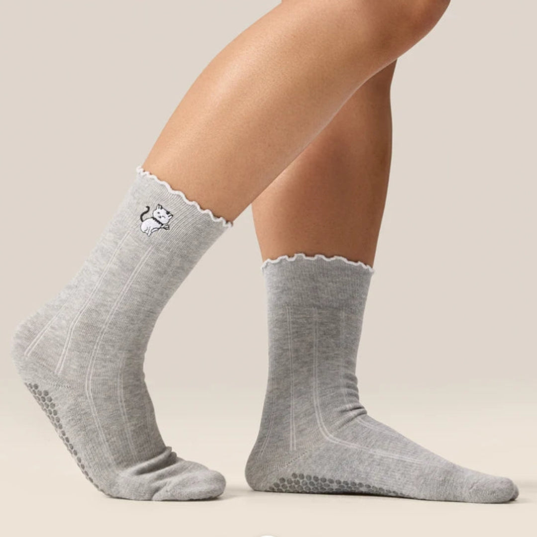 MoveActive Crew Non-Slip Grip Socks - Boo Kitty Frill