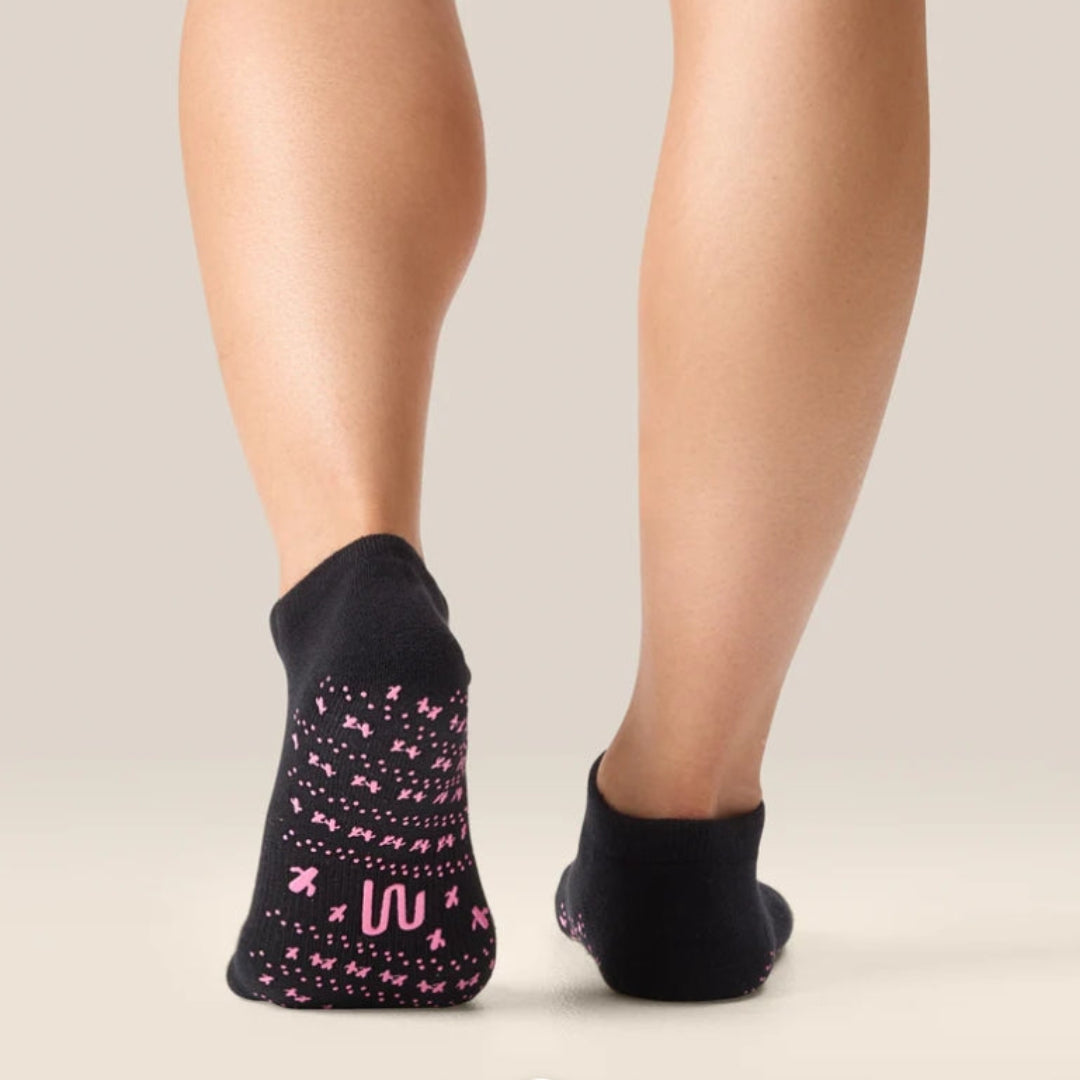 MoveActive Classic Low Rise Non-Slip Grip Socks - Señorita Spike
