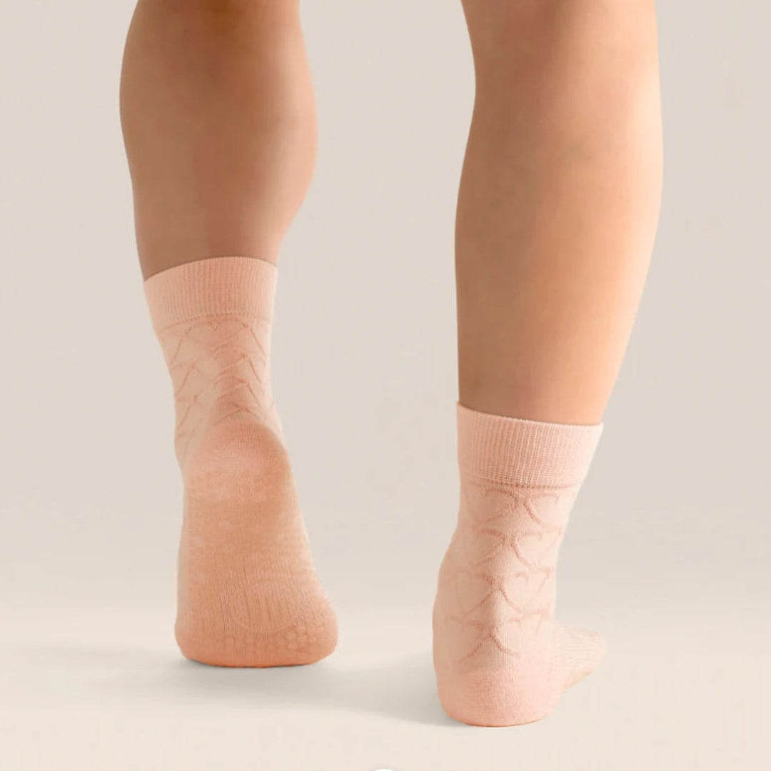 MoveActive Crew Non-Slip Grip Socks - Parfait Pink Hearts