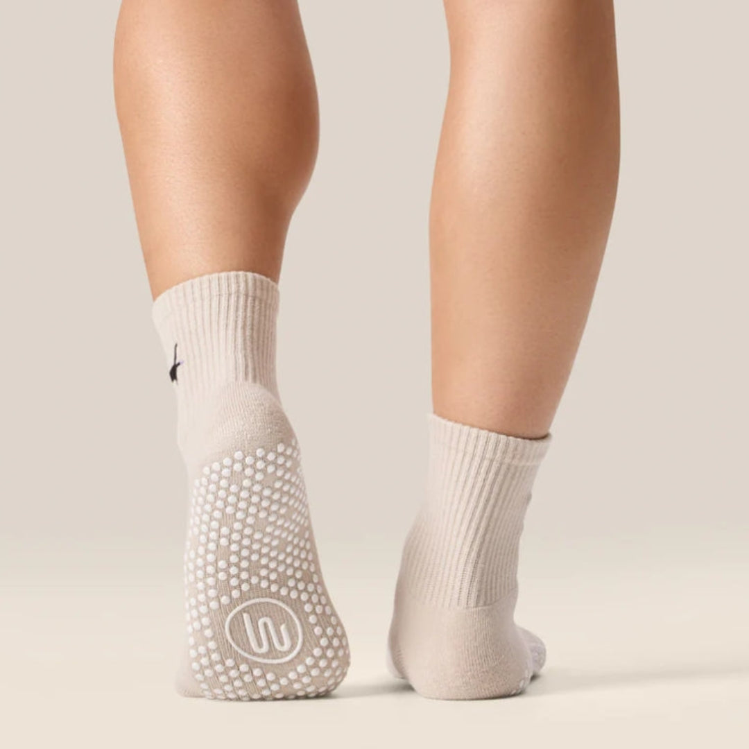 MoveActive Crew Non-Slip Grip Socks - Pilates Kitty