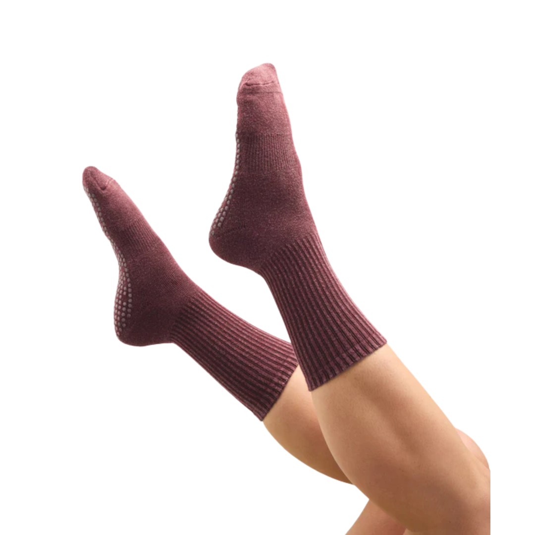 MoveActive Crew Non Slip Grip Socks – Dusty Mulberry