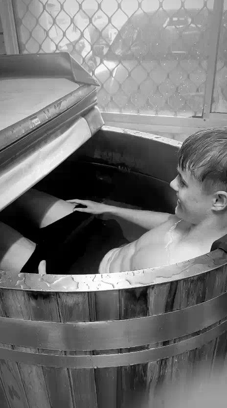 A visitor relaxing in a Northy recovery tub